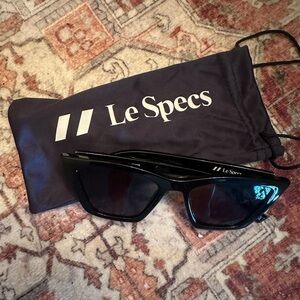 Le Specs Black VR Glasses
